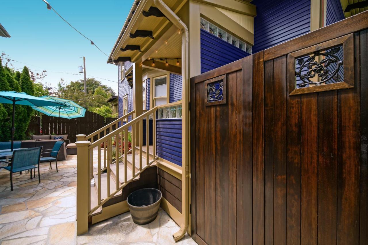 Secluded Patio Right By The Action Holiday home *
