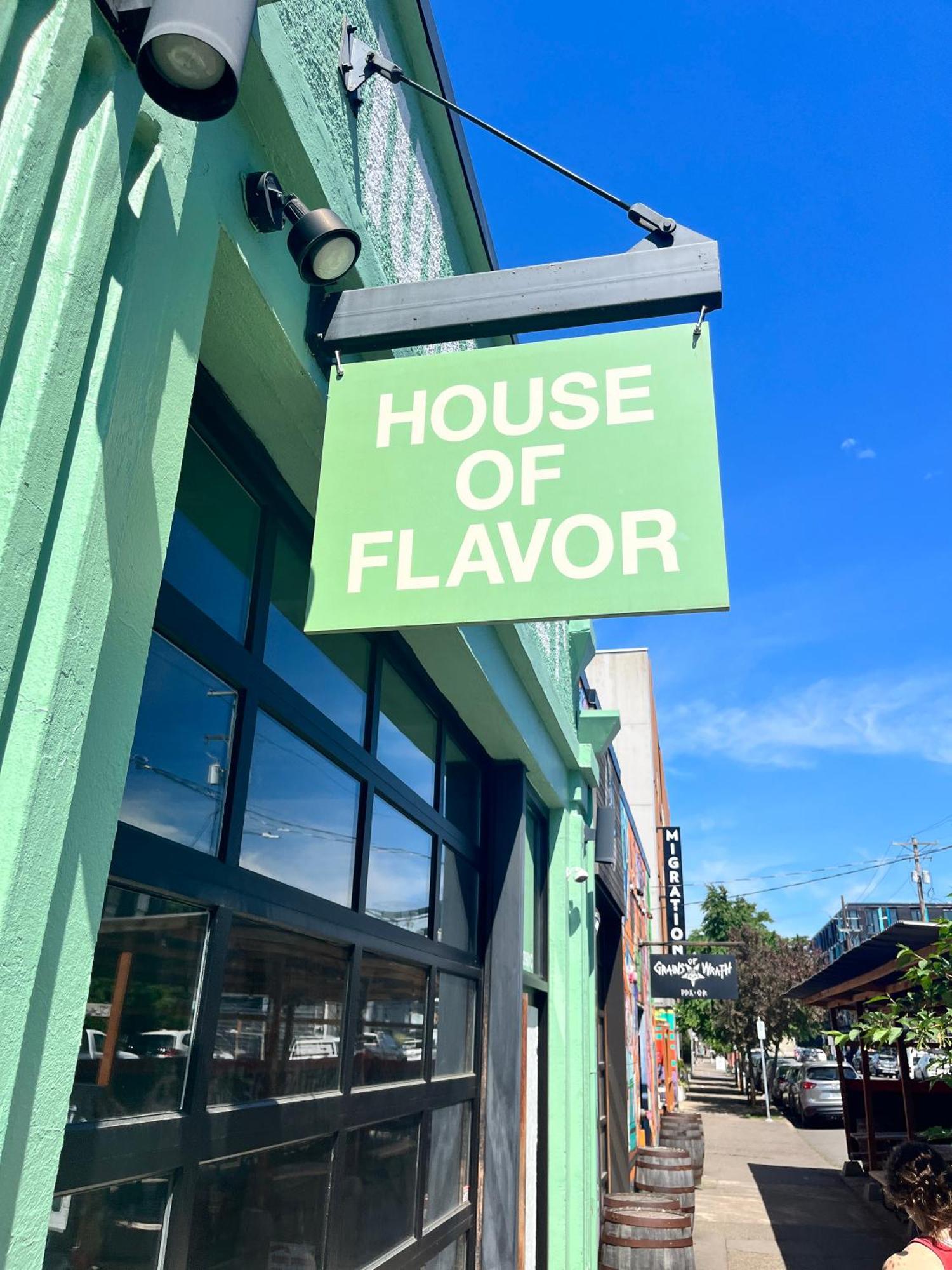 Secluded Patio Right By The Action Portland